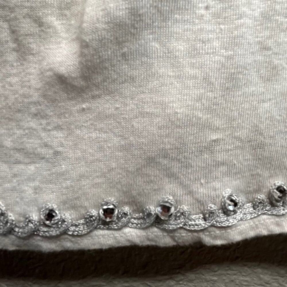 INC International Concepts XXL Linen Embellished Silver Pearl V-Neck Top - Picture 14 of 15